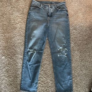 Distressed Medium Wash Straight Leg Jeans